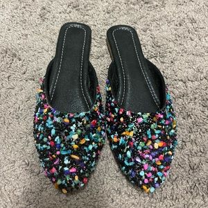 Summer sandals with beads and stones